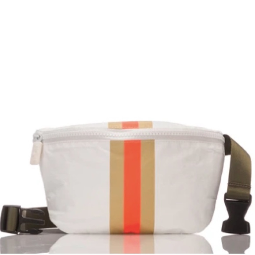 Aloha Collection Hip Pack - Rover